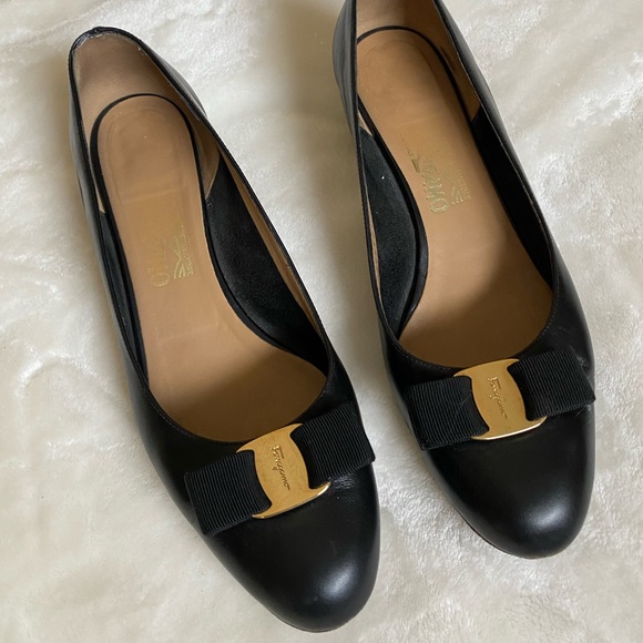 Ferragamo Vara Bow pump shoes - Picture 3 of 10